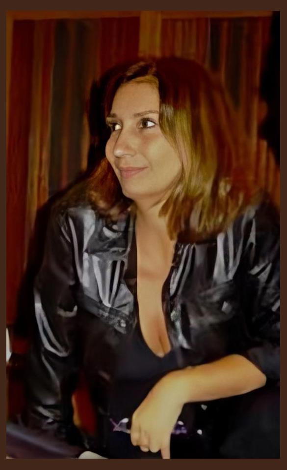 Zizi Possi